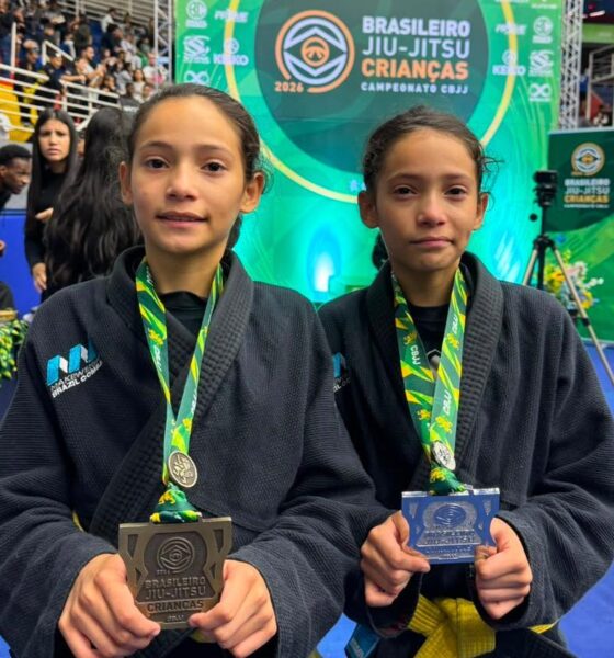 gemeas-e-irmas-lobato,-ariela-e-isabela-chegam-medalhadas-do-brasileiro-kids