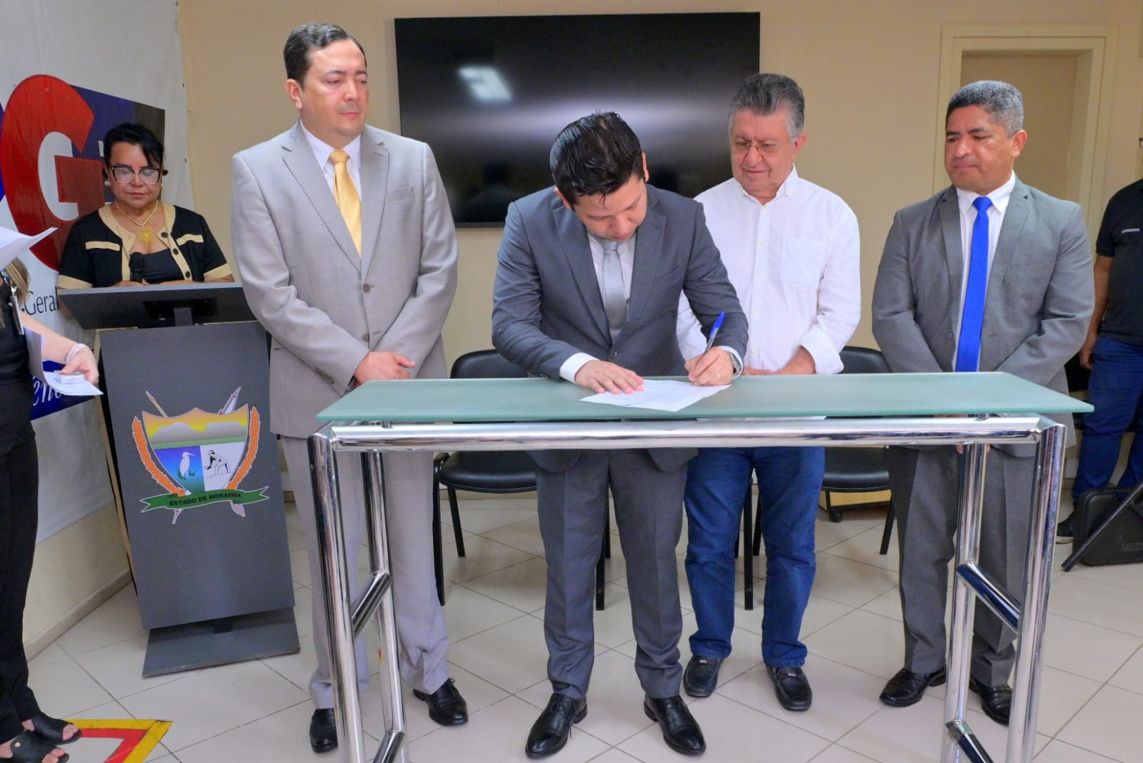 pge-rr-celebra-22-anos-com-posse-de-tres-novos-procuradores-do-estado