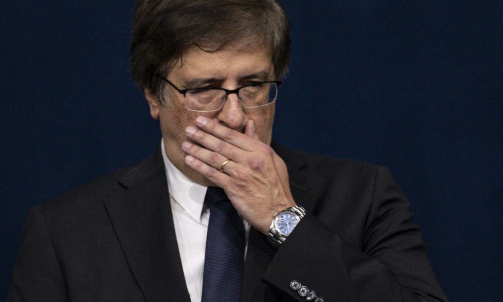 gonet-diz-que-nao-ve-falta-grave-no-caso-da-arma-de-bolsonaro 