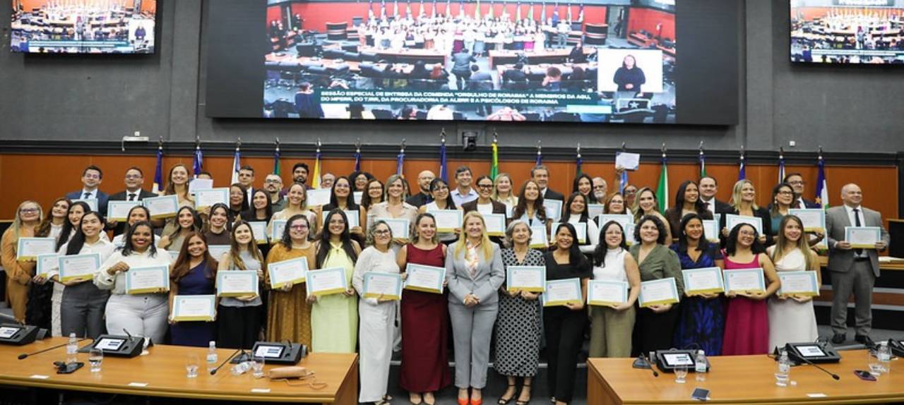 honraria-profissionais-de-psicologia-e-direito-sao-homenageados-na-alerr