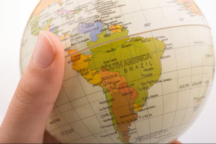 decisao-da-onu-vai-corrigir-tamanho-da-africa,-america-do-sul-e-asia-em-novo-mapa-mundi