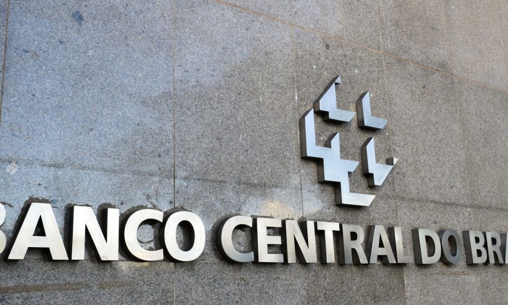 mercado-financeiro-reduz-previsao-da-inflacao-para-5%-este-ano