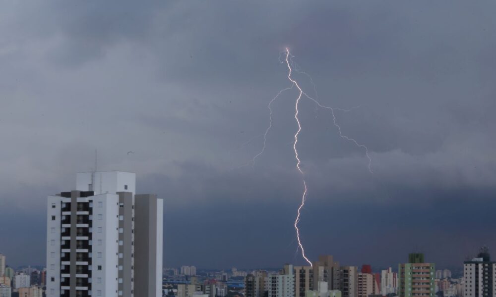 sao-paulo-esta-em-estado-de-atencao-devido-as-chuvas-persistentes