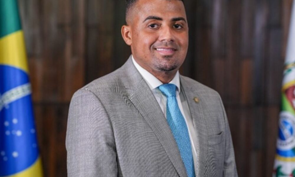 th-joias,-ex-deputado-no-rio,-vira-reu-por-envolvimento-com-cv