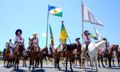 cavalgada-marca-dia-do-gaucho-e-encerra-38a-semana-farroupilha-em-roraima