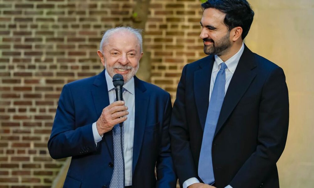 nos-eua,-lula-se-reune-com-prefeito-de-nova-york-e-presidente-uruguaio