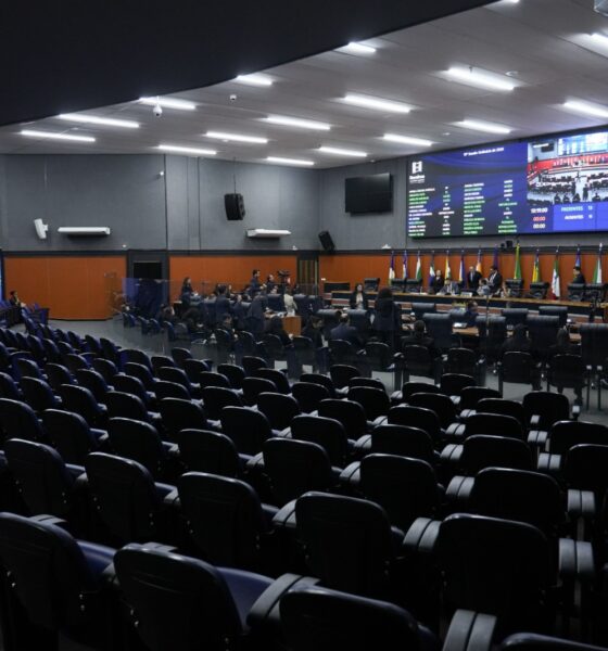 sessao-ordinaria-assembleia-derruba-cinco-vetos-do-executivo-e-mantem-dois-em-sessao-plenaria