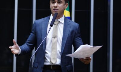 tse-manda-nikolas-retirar-postagem-com-desinformacao-sobre-lula