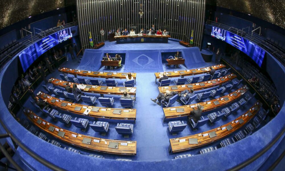 senado-pode-votar-fim-da-escala-6×1-em-dois-turnos-nesta-quarta-feira-(14)