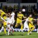 com-um-a-mais,-mirassol-vence-e-complica-internacional-no-brasileirao