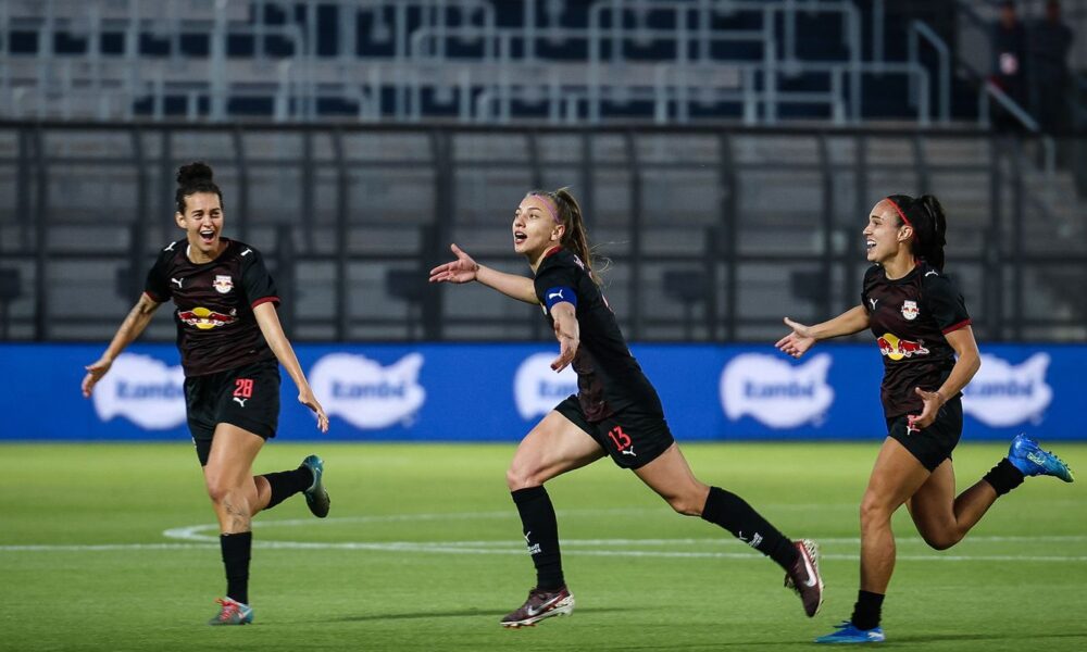 inter-e-bragantino-avancam-as-semifinais-da-copa-do-brasil-feminina
